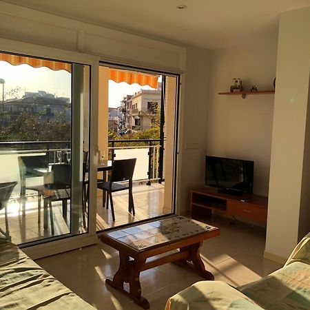 Apartamentos Benet روساس المظهر الخارجي الصورة