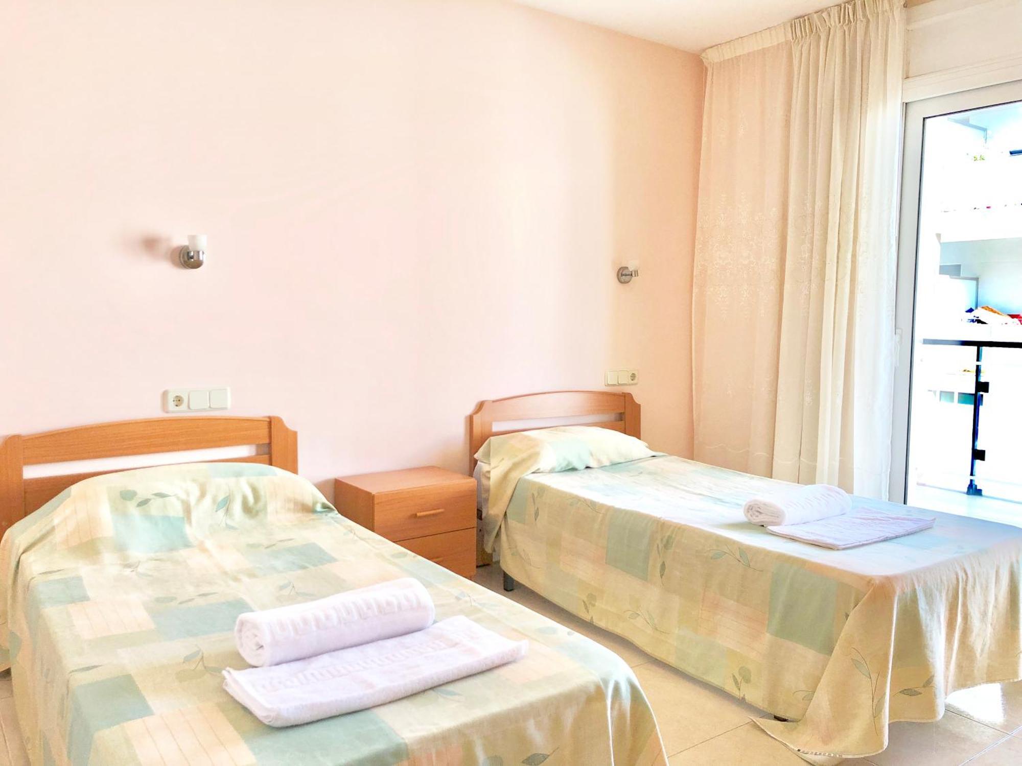 Apartamentos Benet روساس المظهر الخارجي الصورة