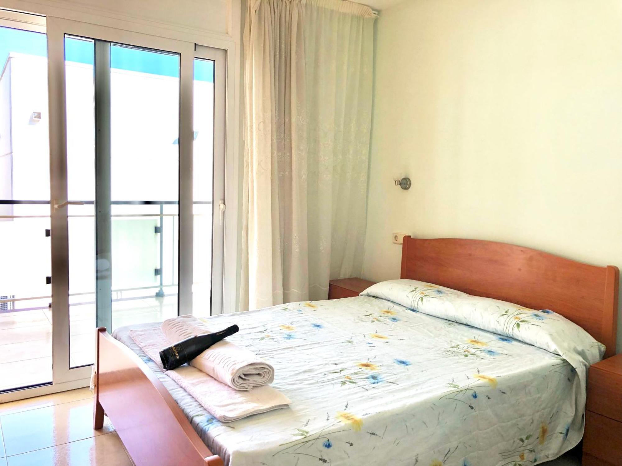 Apartamentos Benet روساس المظهر الخارجي الصورة